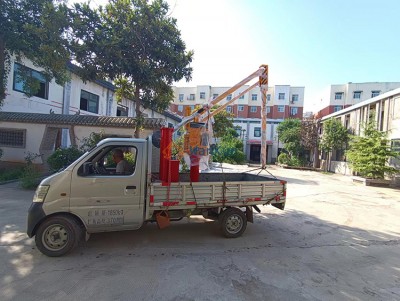 Ръчен манипулатор за фойерверки завърши производството и започна доставка